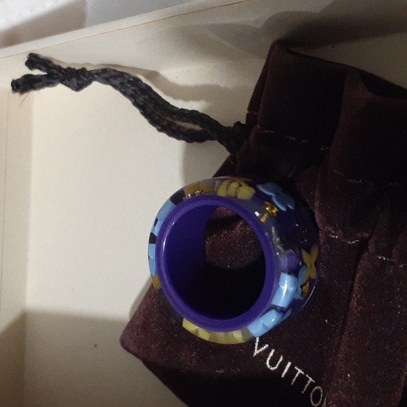 LOUIS VUITTON RESIN FARANDOLE RING AUTHENTIC SZ M - Picture 6 of 6
